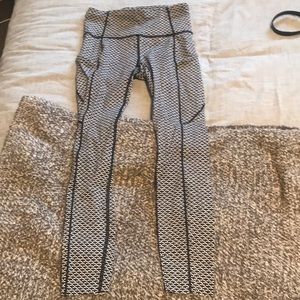 Fast and Free 7/8 Leggings.